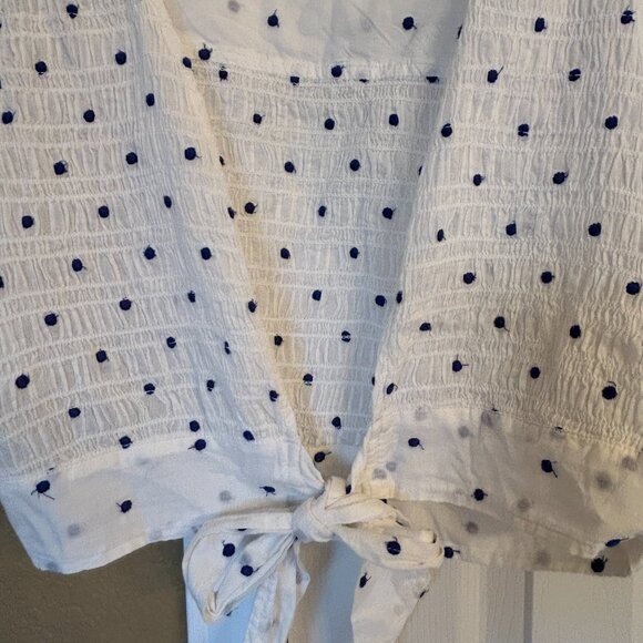 American Eagle White Tie Up Short Sleeve Crop Top with Blue Polka Dots - Size M - Picture 5 of 7